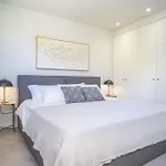 Apartment Nuevo De Diseno Con Sol Todo El Dia Estepona