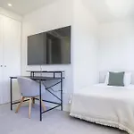 Apartment Nuevo De Diseno Con Sol Todo El Dia Estepona